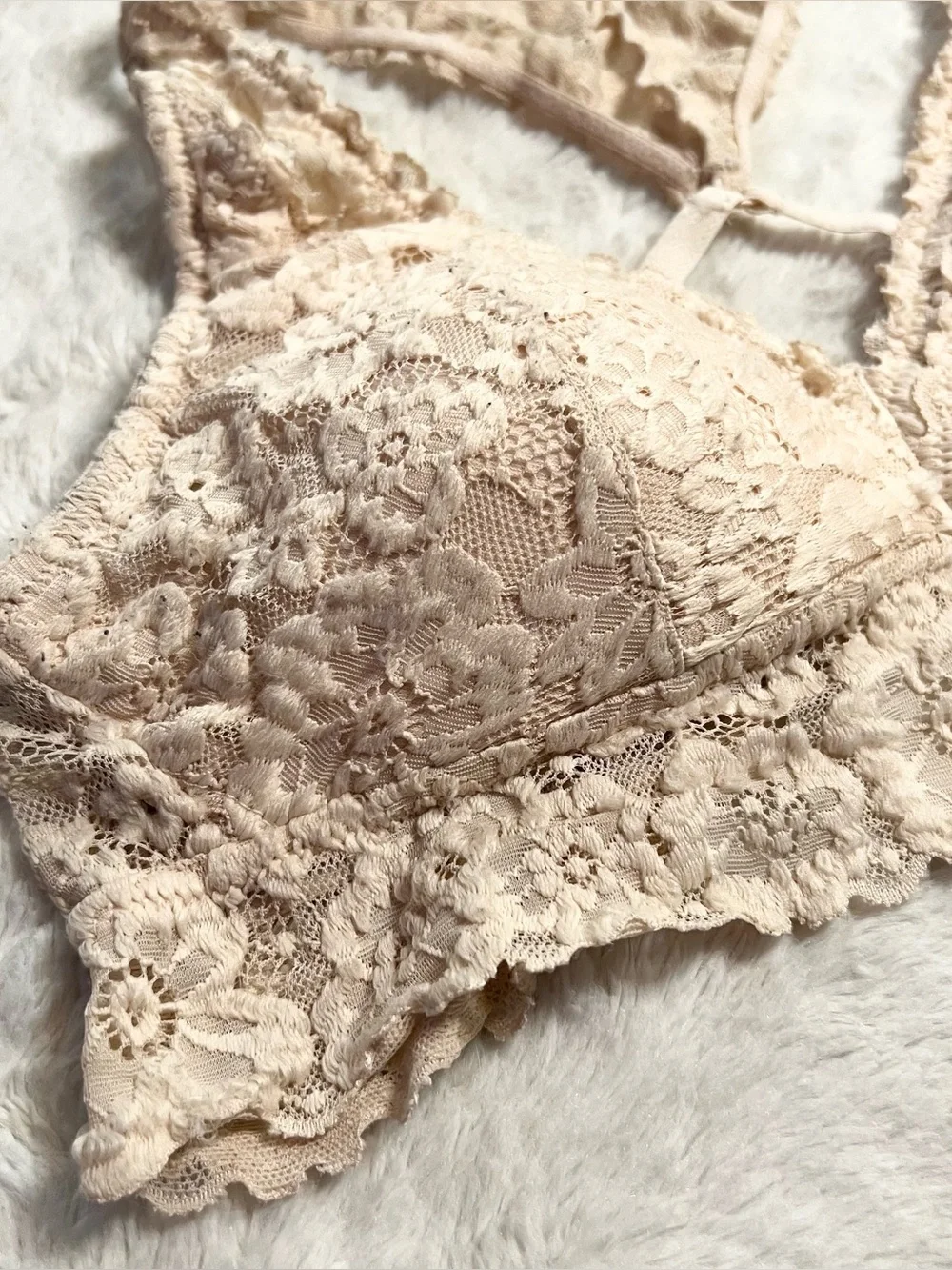 Cream Floral Lace Racerback Bralette Size Medium Wireless Comfort Bra